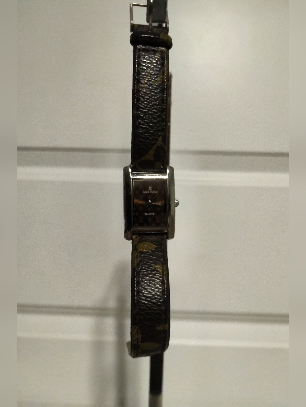 RARE Authentic Louis Vuitton Vintage Watch With Brown Leather Monogram Band